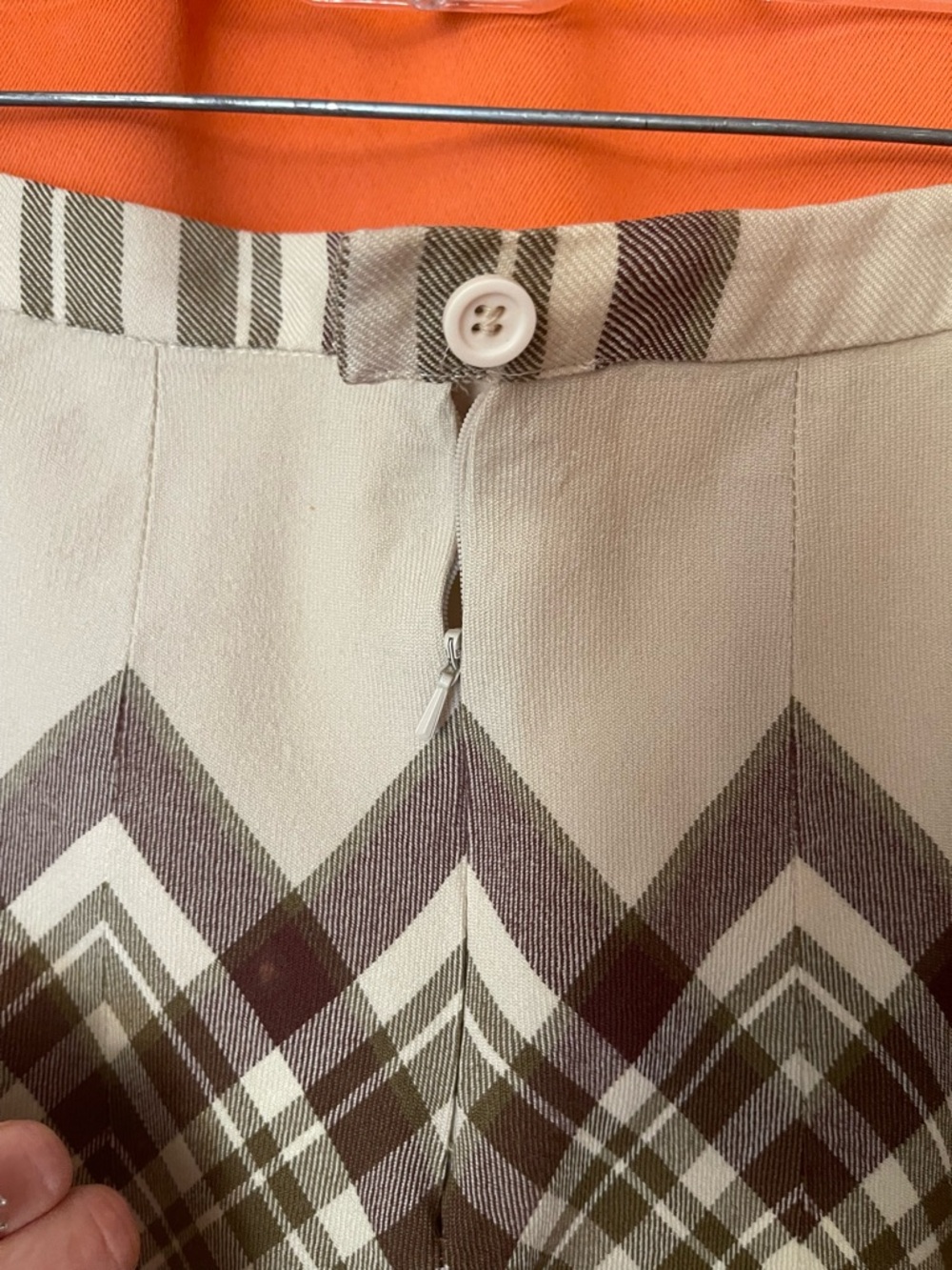 Vintage Highland Queen Virgin Wool Plaid A-Line Skirt Beige/Brown - Picture 3 of 5